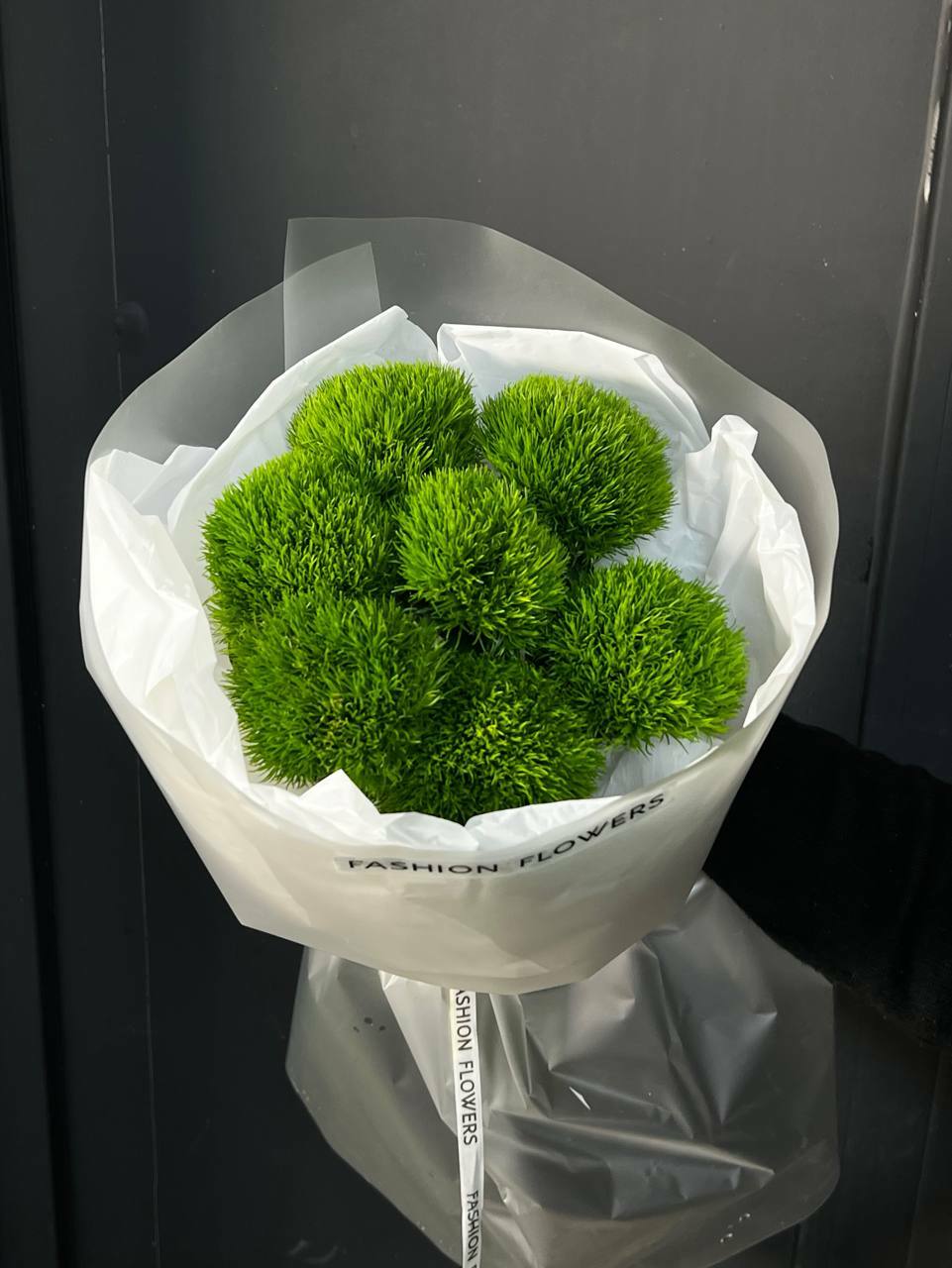 Букет с Китайской гвоздикой «Green Trik”